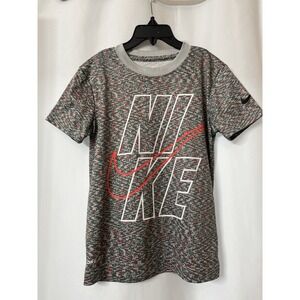 Nike Dri Fit Boys T Shirt - Size Small 5 Logo‎ J35